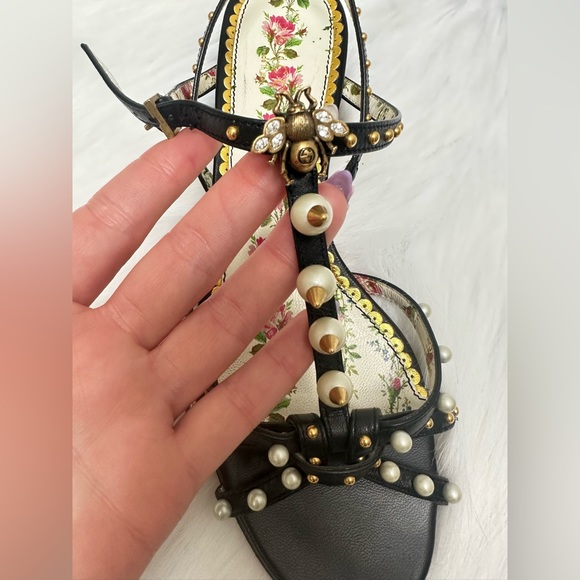 Gucci Strappy Black Sandal with Spikes, Pearls and Bee detail 🐝 - Picture 3 of 11